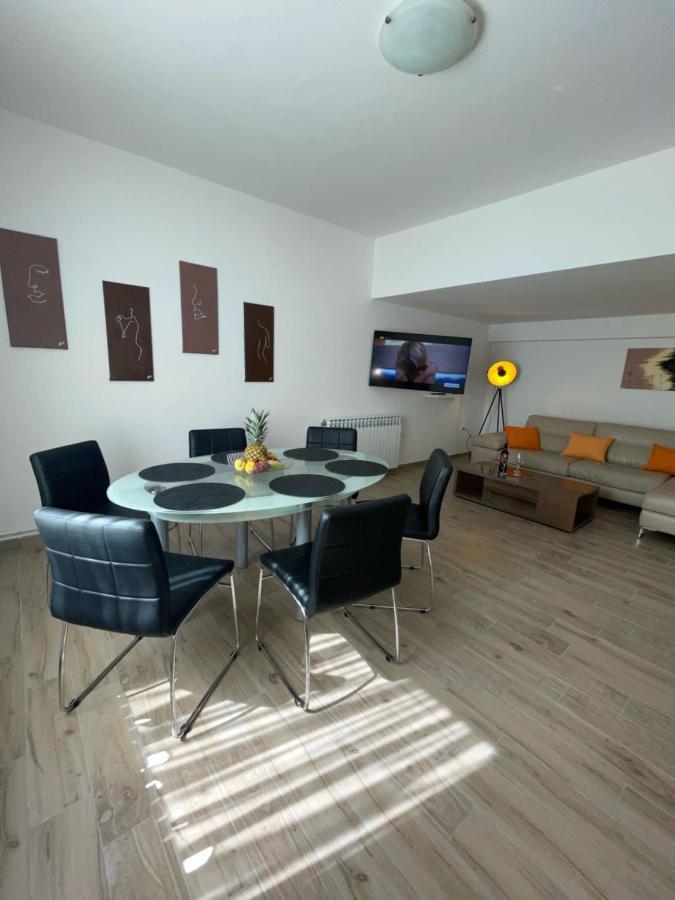 Apartman Varea Ližnjan Exteriör bild