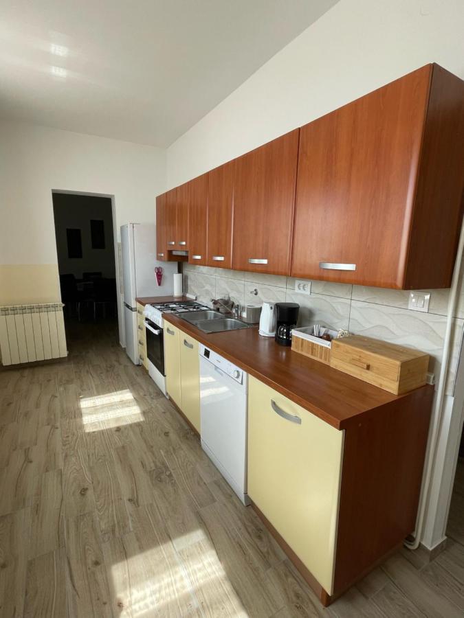 Apartman Varea Ližnjan Exteriör bild