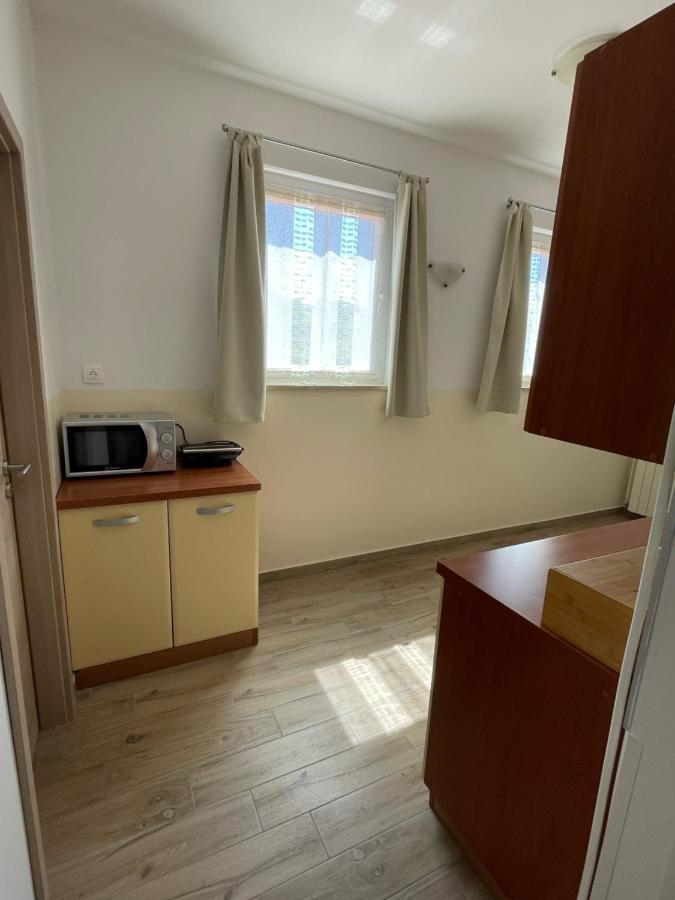 Apartman Varea Ližnjan Exteriör bild