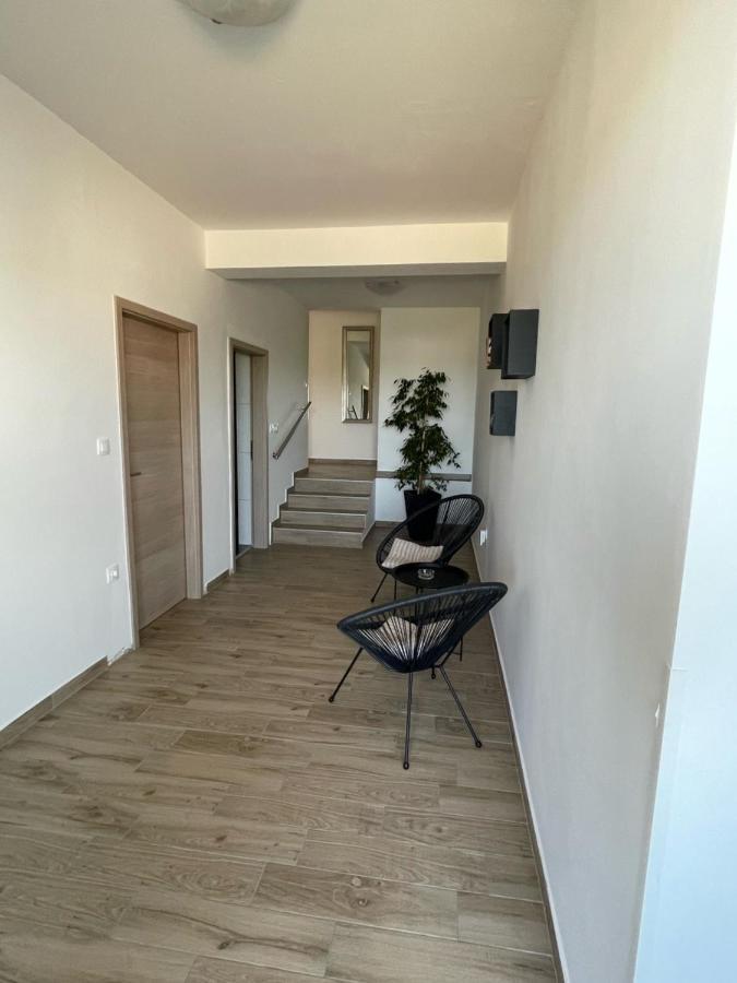 Apartman Varea Ližnjan Exteriör bild
